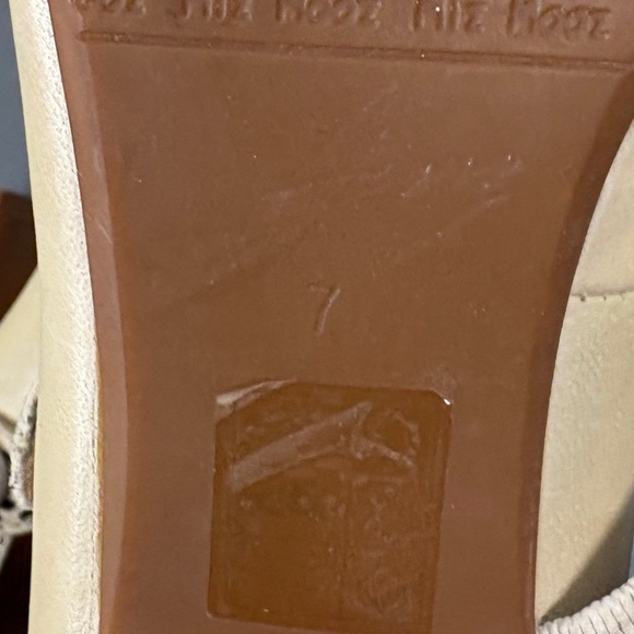 Miz Mooz Cream and Blue Heels - Picture 7 of 8